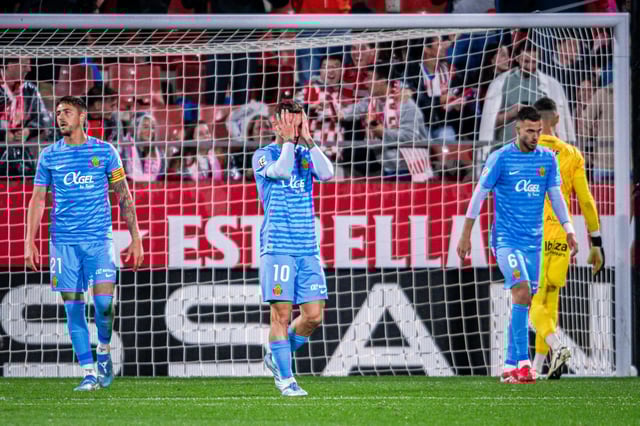 Raíllo, Darder y Copete, en una imagen captada tras recibir el gol ante el Girona la pasada jornada.