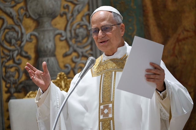 Pope Leo XIV conducts Mass in the Sistine Chapel at the Vatican, May 9, 2025.  Vatican Media/Simone Risoluti ­Handout via REUTERS    ATTENTION EDITORS - THIS IMAGE WAS PROVIDED BY A THIRD PARTY.