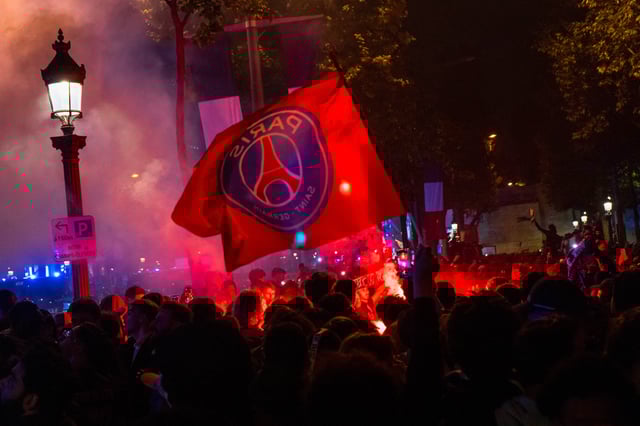 De nombreux débordements ont été constatés après le sacre du PSG en demi-finale de Ligue des champions mercredi.