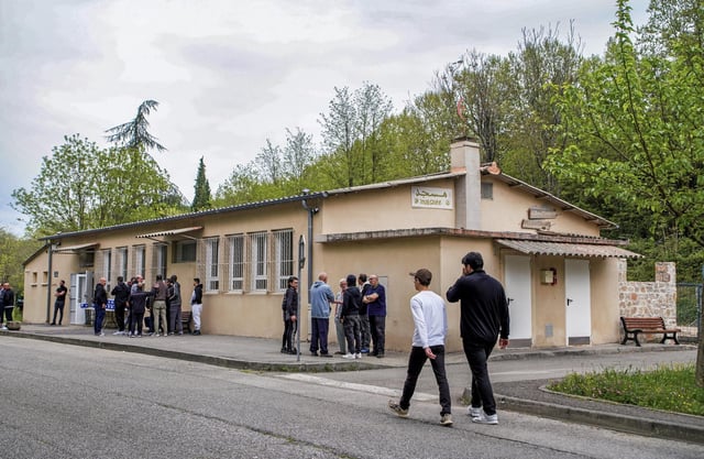 L’homme qui a tué Aboubakar Cissé dans la mosquée de La Grand-Combe fin avril a été mis en examen, a annoncé le parquet de Nîmes vendredi 9 mai 2025.