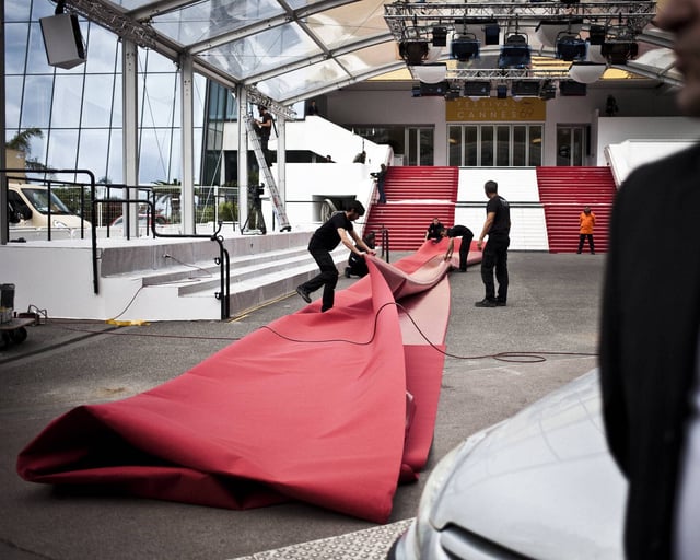 Cannes, le 10 mai 2016. Préparatifs avant le Festival international du film.