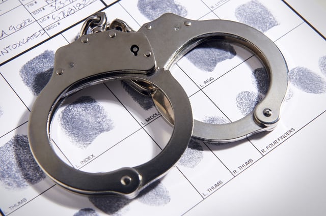 generic-arrest-crime-scene-08_9db17c