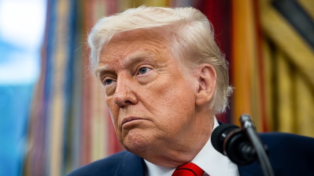 US President Donald Trump during a swearing-in ceremony in the Oval Office of the White House in Washington, DC, US, on Tuesday, May 6, 2025. Steve Witkoff, US special envoy to the Middle East, is pushing for progress on a deal for Hamas to release the remaining hostages before the end of President Donald Trump’s tour of the Middle East, Israel’s Channel 12 reported, a move that would break more than two months of deadlock. Photographer: Francis Chung/Politico/Bloomberg via Getty Images