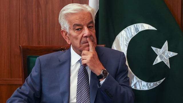Pakistan's Defence Minister Khawaja Muhammad Asif gestures during an interview with Reuters in Islamabad, Pakistan, May 8, 2025. REUTERS/Fayaz Aziz