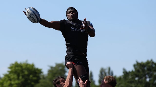 Itoje, who was this week announced as Lions captain, was one of six Saracens tryscorers in the first half