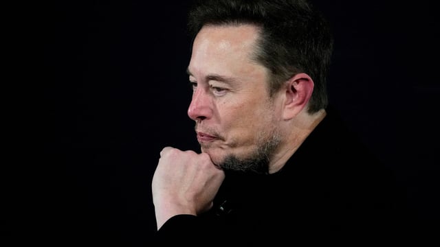 Douglas Altshuler's lawsuit accused SpaceX of underpaying him, denying him appropriate meal breaks, and subjected workers to dangerous chemicals.