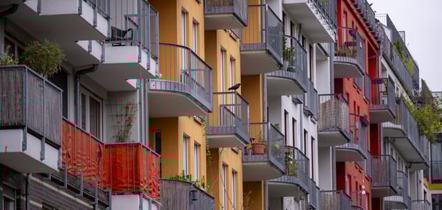 Fassaden von Neubau-Wohnhäusern in Berlin