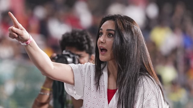 Preity Zinta expressed her gratitude to the people who were present in Dharamshala stadium for not panicking. 