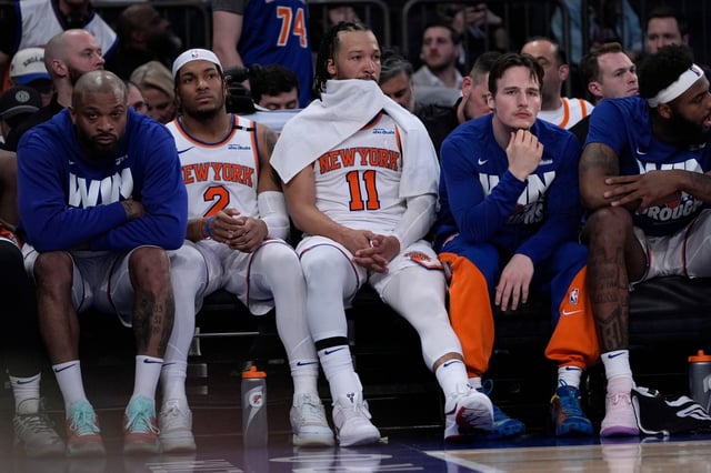 New York Knicks&#39; Jalen Brunson, center, watches from the bench during the second half against the Boston Celtics in Game 3 of an NBA basketball second-round playoff series, Saturday, May 10, 2025, in New York. (AP Photo/Pamela Smith)