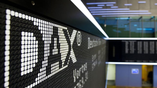 DAX-Logo auf Anzeigetafel