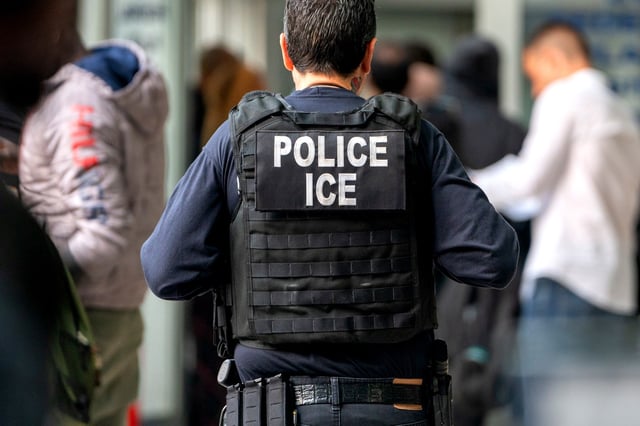 An ICE agent. (Photo by David Dee Delgado/Getty Images)