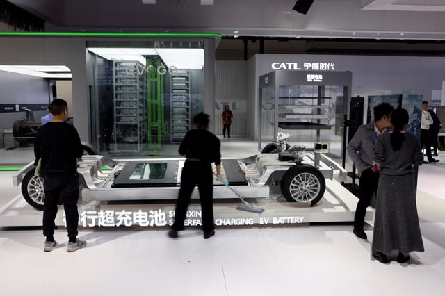 An electric vehicle (EV) battery is displayed at the booth of battery maker CATL during the first China International Supply Chain Expo (CISCE) in Beijing, China November 28, 2023. REUTERS/Florence Lo/File Photo
