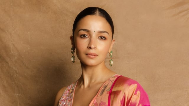 On Tuesday, Alia took to Instagram to react to the tensions between India and Pakistan.