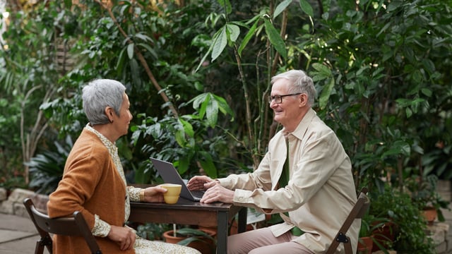 Social networking can help older adults have a better quality of life.