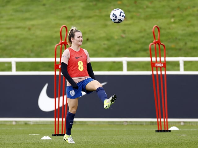 Soccer Football - International Friendly - Women - England Training - St George's Park, Burton upon Trent, Britain - October 24, 2024 England's Lauren Hemp during training Action Images via Reuters/Peter Cziborra