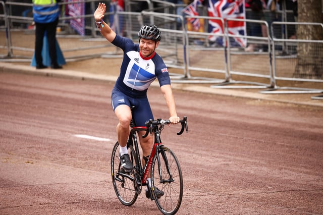 British cyclist Chris Hoy takes takes part in a parade during the Platinum Jubilee Pageant, marking the end of the celebrations for the Platinum Jubilee of Britain's Queen Elizabeth, in London, Britain, June 5, 2022. REUTERS/Henry Nicholls/File Photo