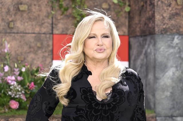 Jennifer Coolidge has shared her support for the LGBTQ+ community once again. (Shane Anthony Sinclair/Getty Images)