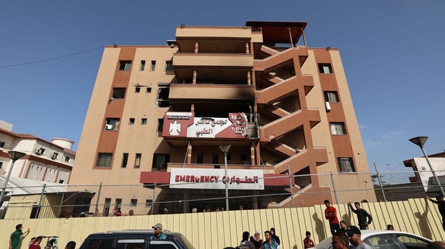 Nasser hospital in Khan Younis. Photo: Eyad Baba/AFP via Getty Images