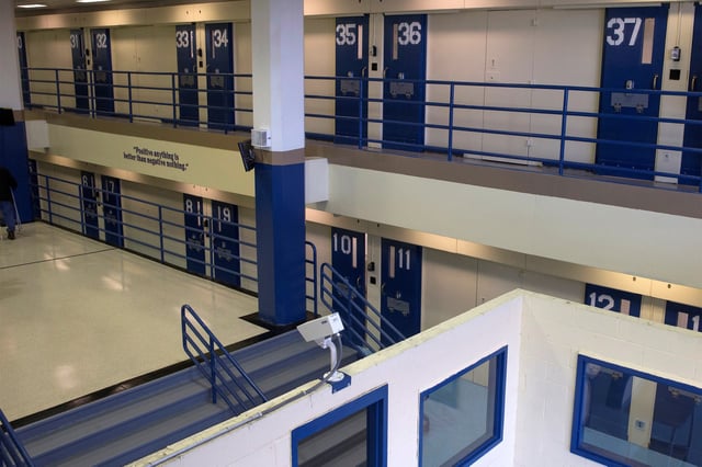 Jail cells are seen in the Enhanced Supervision Housing Unit at the Rikers Island Correctional facility in New York March 12, 2015. REUTERS/Brendan McDermid/File Photo