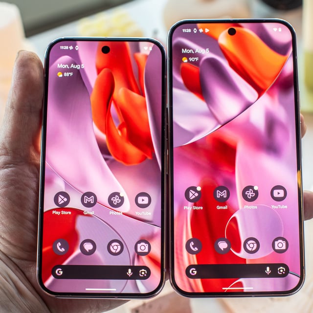 Google Pixel 9 Pro XL and Pixel 9 Pro side by side with screens on