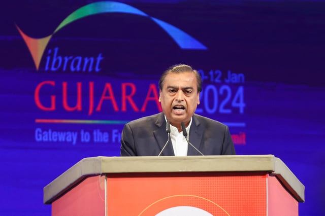 Chairman and managing director of Reliance Industries Mukesh Ambani speaks during the Vibrant Gujarat Global Summit, at the Mahatma Mandir in Gandhinagar, Gujarat, India January 10, 2024. REUTERS/Amit Dave/File Photo