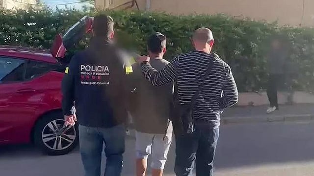 Los expertos piden que la Fiscalía investigue la "presunta grave negligencia institucional" que supuso autorizar a la niña para que abandonara el centro de menores para convivir con su novio