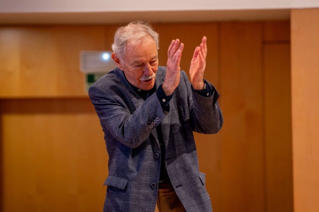 Eduardo Mendoza, este miércoles, tras conocer el fallo del Premio Princesa de Asturias de las Letras