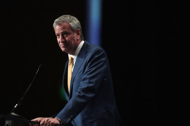 CEDAR RAPIDS, IOWA - JUNE 09: Democratic presidential candidate and New York City Mayor Bill De Blasio speaks at the Iowa Democratic Party&#39;s Hall of Fame Dinner on June 9, 2019 in Cedar Rapids, Iowa. Nearly all of the 23 Democratic candidates running for president were campaigning in Iowa this weekend. President Donald Trump has two events scheduled in the state on Tuesday.  (Photo by Scott Olson/Getty Images)