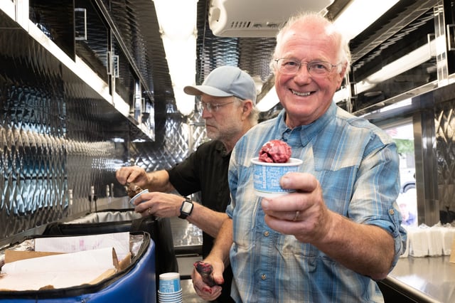 (L-R) Jerry Greenfield and Ben Cohen, co-founders of Ben & Jerry's, partnered with MoveOn to hand out free ice cream at Franklin Square in Philadelphia during their Scoop The Vote tour to get-out-the-vote for Vice President Kamala Harris and Democrats down the ballot. on September 16, 2024 in Philadelphia.