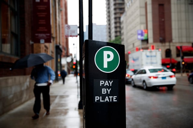 A parking meter in Chicago&#39;s Near North neighborhood in June 2021. (Armando L. Sanchez/Chicago Tribune)