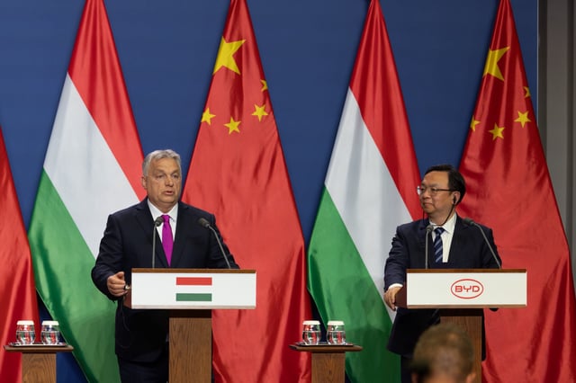 (250515) -- BUDAPEST, May 15, 2025 (Xinhua) -- Hungarian Prime Minister Viktor Orban (L) and BYD's Chairman and CEO Wang Chuanfu attend a press conference in Budapest, Hungary, on May 15, 2025. Chinese investments have become an "indispensable engine" of Hungary's economic growth, Hungarian Prime Minister Viktor Orban said on Thursday. Orban made the remarks here at a press conference announcing Chinese leading electric vehicle manufacturer BYD's decision to base its European business headquarters and a new research and development center in Budapest. (Photo by Attila Volgyi/Xinhua)