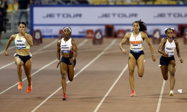 Athletics - Diamond League - Doha - Qatar Sports Club Stadium, Doha, Qatar - May 16, 2025 New Zealand's Zoe Hobbs, Jamaica's Shelly-Ann Fraser-Pryce, Switzerland's Mujinga Kambundji and Jamaica's Tia Clayton in action during the Women's 100m REUTERS/Ibraheem Abu Mustafa