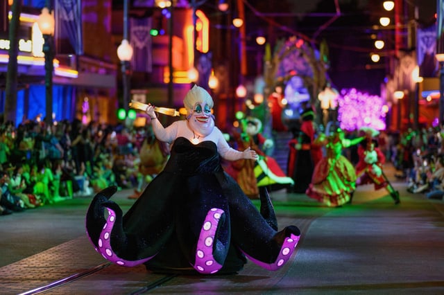 Oogie Boogie Bash – A Disney Halloween Party will return to Disneyland Resort in 2025 with more dates than ever before. Disney California Adventure Park in Anaheim, Calif., will throw family-friendly Halloween parties including immersive treat trails, rare character sightings and unique entertainment. For this spirited occasion, guests are invited to dress up in their favorite Halloween costumes.