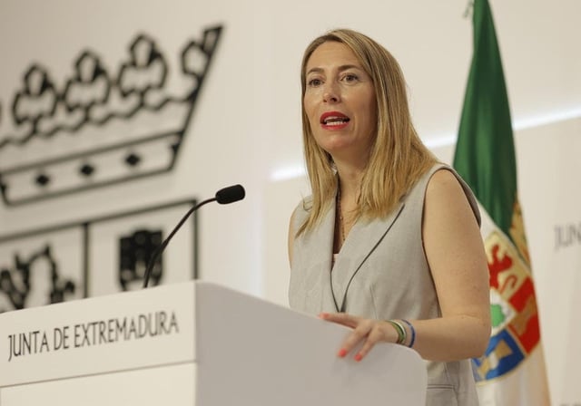 La presidenta de la Junta de Extremadura, María Guardiola