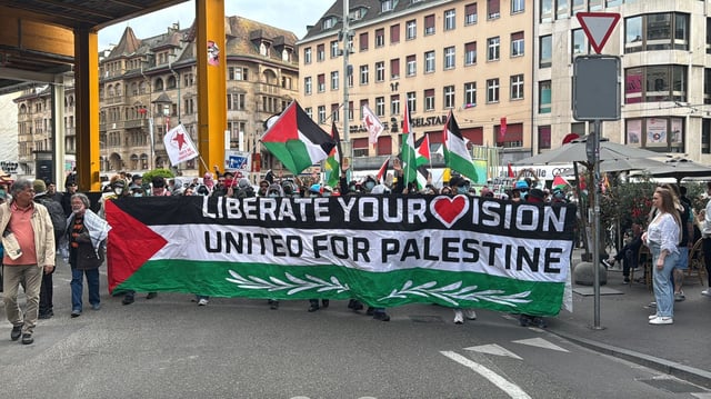 Eurovision: manifestation et accrochage entre policiers et propalestiniens