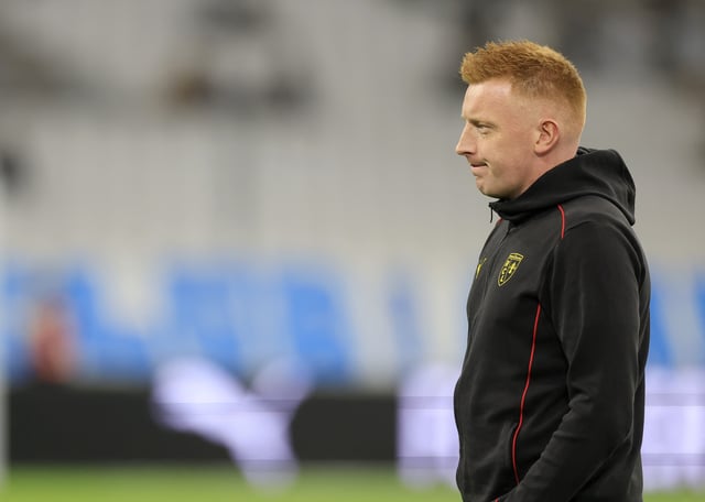 Soccer Football - Ligue 1 - Olympique Marseille v RC Lens - Orange Velodrome, Marseille, France - March 8, 2025 RC Lens coach Will Still during the warm up before the match REUTERS/Manon Cruz/File Photo