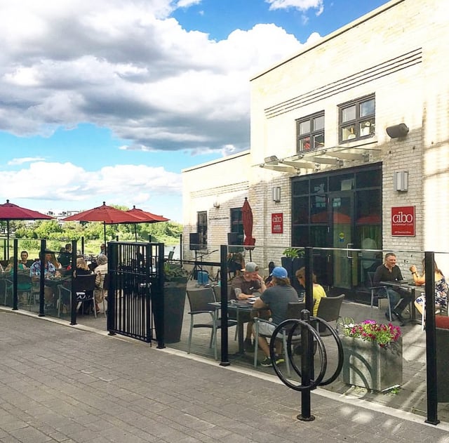  Cibo Waterfront Cafe.