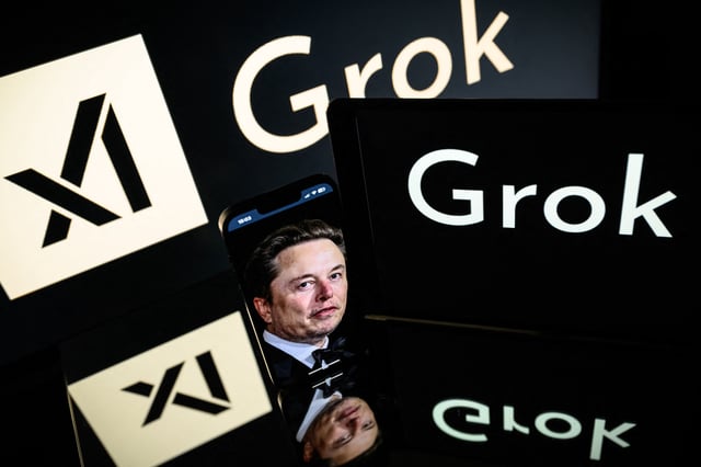 Elon Musk, lui-même né en Afrique du Sud, a accusé par le passé les dirigeants du pays «d’encourager ouvertement le génocide de personnes blanches en Afrique du Sud».