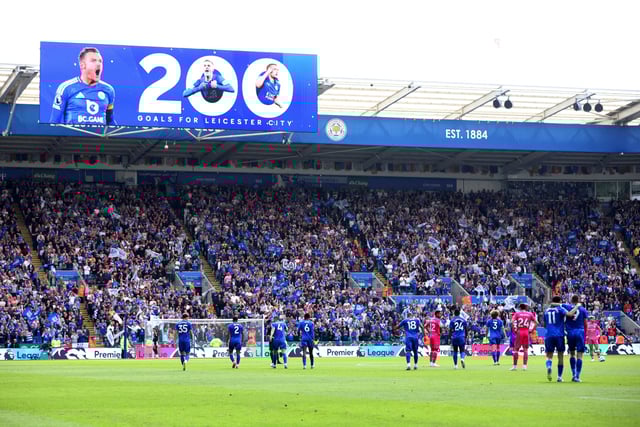 Soccer Football - Premier League - Leicester City v Ipswich Town - King Power Stadium, Leicester, Britain - May 18, 2025  Leicester City's Jamie Vardy celebrates scoring their first goal and his 200th for Leicester City Action Images via Reuters/Craig Brough EDITORIAL USE ONLY. NO USE WITH UNAUTHORIZED AUDIO, VIDEO, DATA, FIXTURE LISTS, CLUB/LEAGUE LOGOS OR 'LIVE' SERVICES. ONLINE IN-MATCH USE LIMITED TO 120 IMAGES, NO VIDEO EMULATION. NO USE IN BETTING, GAMES OR SINGLE CLUB/LEAGUE/PLAYER PUBLICATIONS. PLEASE CONTACT YOUR ACCOUNT REPRESENTATIVE FOR FURTHER DETAILS..     TPX IMAGES OF THE DAY