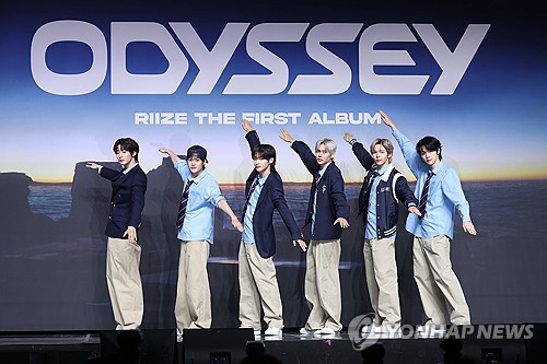 K-pop boy group Riize poses for a photo during a media showcase for its first studio album, "Odyssey," in Seoul on May 19, 2025. (Yonhap)