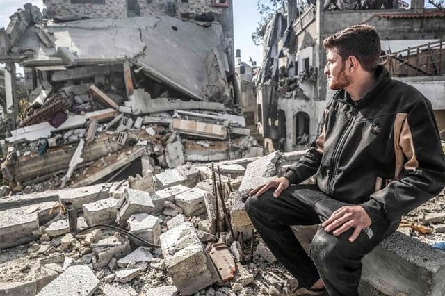 64 Palestinians killed