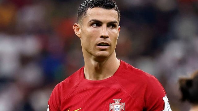 Portugal forward Cristiano Ronaldo (7).