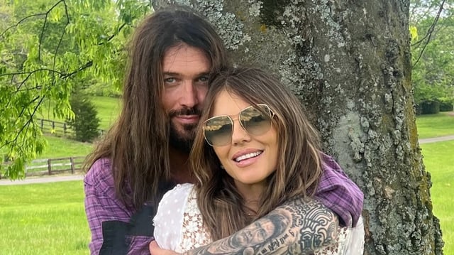 Elizabeth Hurley and Billy Ray Cyrus have been dating