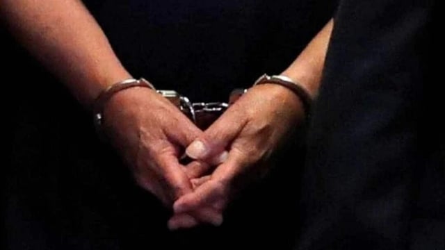 UP man posing as Air Force officer arrested in Pune; uniform, badges recovered