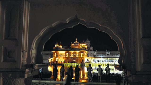 The Golden Temple during a blackout in Amristsar on May 8. (PTI)