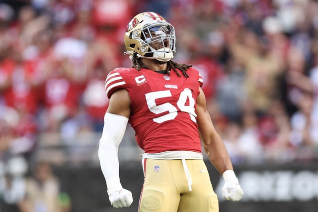 GLENDALE, ARIZONA - DECEMBER 17: Fred Warner #54 of the San Francisco 49ers reacts during the first half of a game against the Arizona Cardinals at State Farm Stadium on December 17, 2023 in Glendale, Arizona.