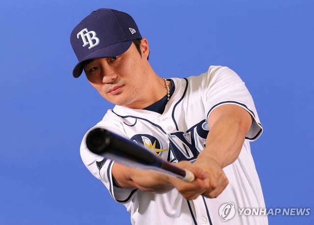 This Feb. 17, 2025, Getty Images file photo shows Kim Ha-seong of the Tampa Bay Rays during the team's photo day at Charlotte Sports Park in Port Charlotte, Florida. (Yonhap)