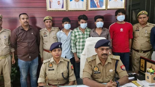 With the help of electronic surveillance, the accused were arrested on Monday. During the investigation, it was revealed that they also duped a Hapur-based man of ₹25,000 and a gold chain. (HT Photos)