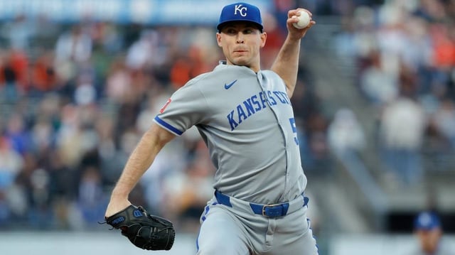 May 19, 2025; San Francisco, California, USA; Kansas City Royals pitcher Kris Bubic (50) throws a pitch during the first inning against the San Francisco Giants at Oracle Park. Mandatory Credit: Sergio Estrada-Imagn Images
