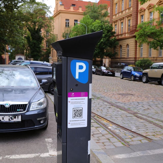 Nürnberg: Vermehrt Fälle von Quishing an Parkautomaten - Polizei mit dringender Warnung